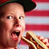 american children eating hot dog